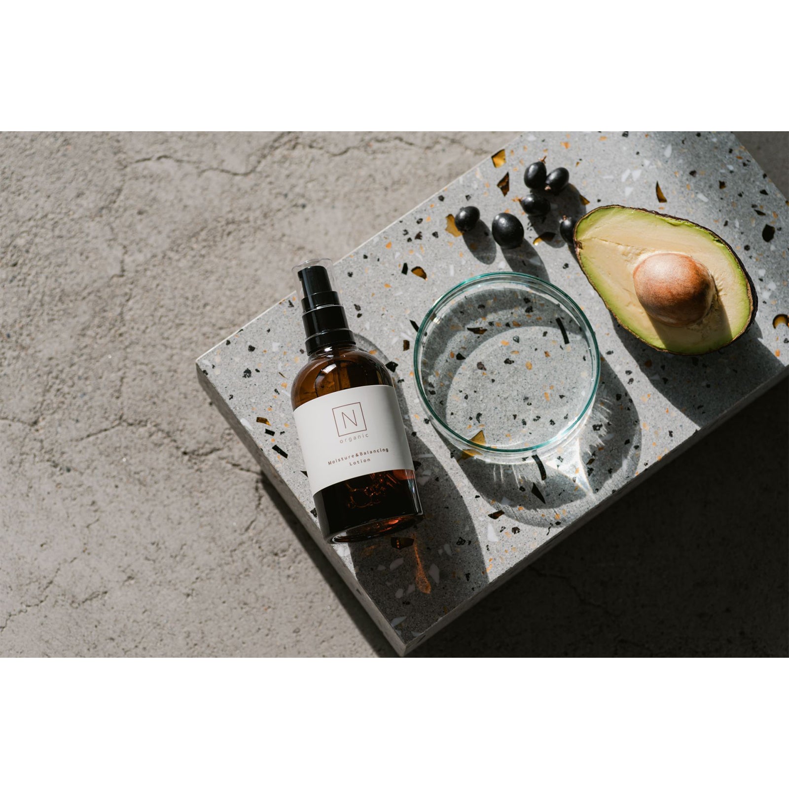 N organic モイスチュア&バランシングローション・セラム ギフトボックス